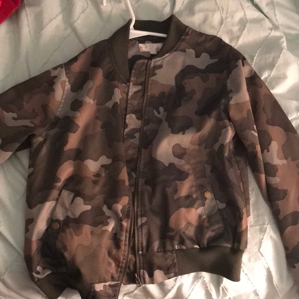 Camp jacket/ windbreaker